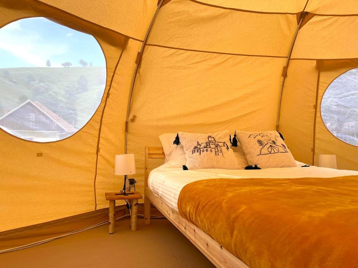 Flore'S Garden Glamping برانْ المظهر الخارجي الصورة