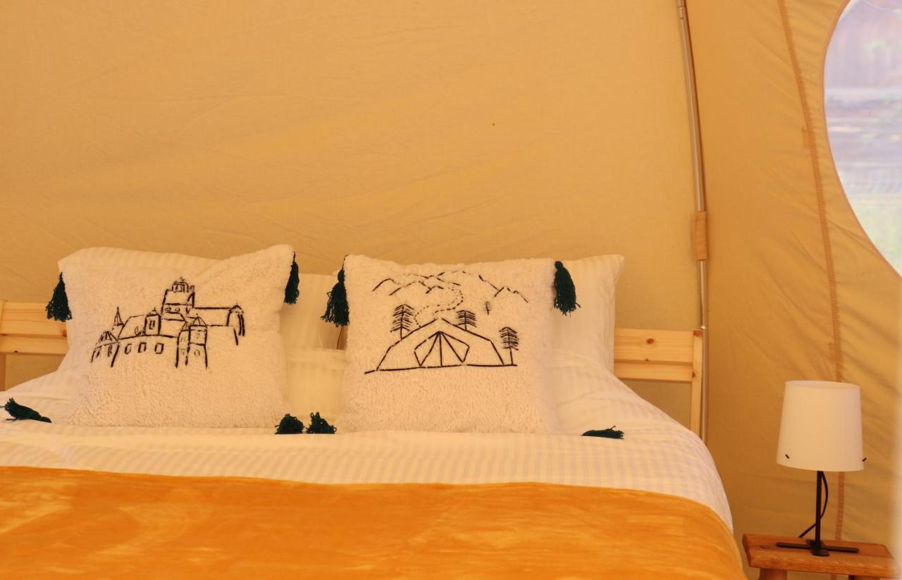 Flore'S Garden Glamping برانْ المظهر الخارجي الصورة