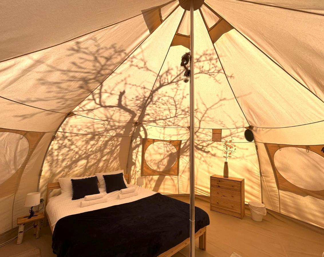Flore'S Garden Glamping برانْ المظهر الخارجي الصورة